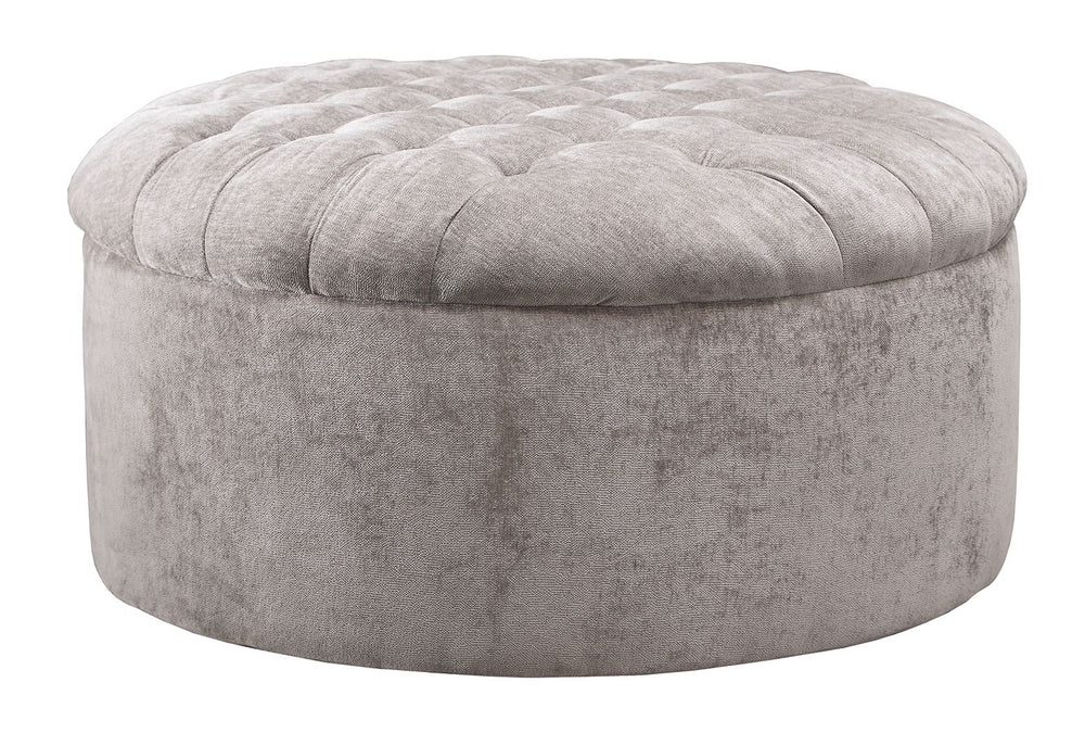 Whether your personal style is urban glam or cozy modern farmhouse, rest assured this round ottoman is an inspired choice. Irresistible elements include a sumptuously soft velvet upholstery and a tantalizing top with deep button tufting. What a shapely wa