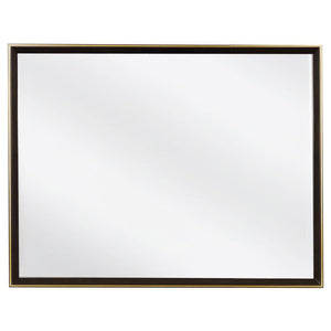  perfectly accentuating its silhouette. A smooth frame and profile create a sleek and st