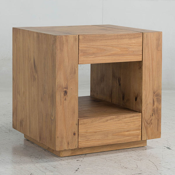  exudes rustic charm and modern elegance.These tables are perfect for creating a cohesive