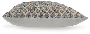  instantly adding a subtle flair to your decor.<br/><br/><b>Product Features</b><ul><li>Made