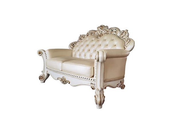 Creating an elegant and traditional design in living room, the Versailles sofa set is your ideal choice. Seating in a crescent,environment and feeling like royalty, you can be more convenient to enjoy the family time or play with your friends. Additionall