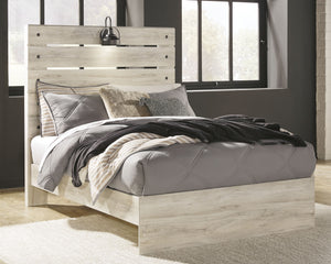 What a delightful take on rustic industrial style. Whether modern loft or modern farmhouse, this full panel bed makes itself at home. The wispy whitewash palette enhances without covering the grain for that weathered look you crave. Love to read in bed? Y