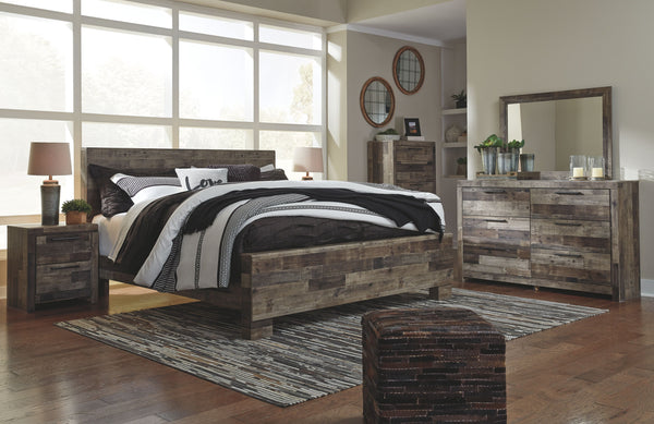 Derekson - Multi Gray - King Panel Bed
