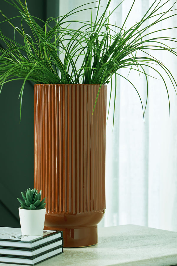  this vase subtly wows on its own or when filled with your favorite flower