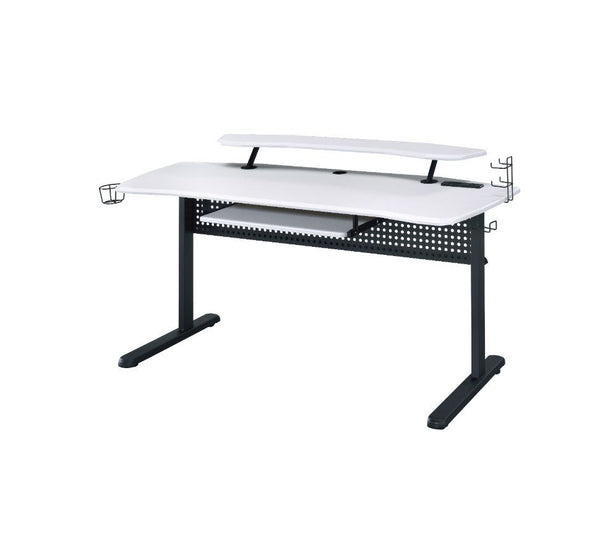 KDâ€¢ Rectangular Gaming Tableâ€¢ Built-in USB Port and Plugâ€¢ Keyboard Tray Includedâ€¢ Storage: Open Compartmentâ€¢ LED Light Includedâ€¢ Table Top Thickness: 18mm<br/><br/><b>Product Features</b><ul><li>Case: 1Pc/1Ctn</li><li>Finish: Black & White Fin