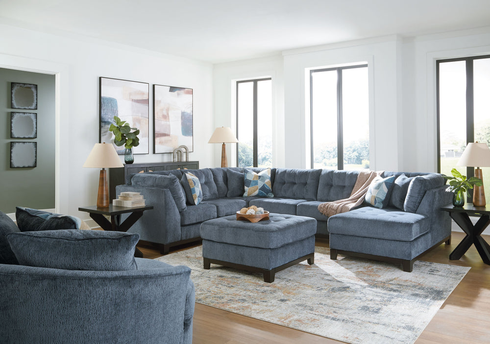 Fresh, on-trend style meets functionality in this seating package. Details like tufted cushions and a wrap-around accent base reflect your urban contemporary tastes while staying versatile as your style changes. And with its soft upholstery, your comfort 