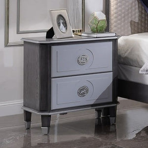 Evocative of European Romanticism, each piece of this House Beatrice bedroom set is richly textured. Featuring a striking two-toned finish, streamlined and unique accents, it adapts traditional design to modern aesthetics. Quality craftsmanship with sophi
