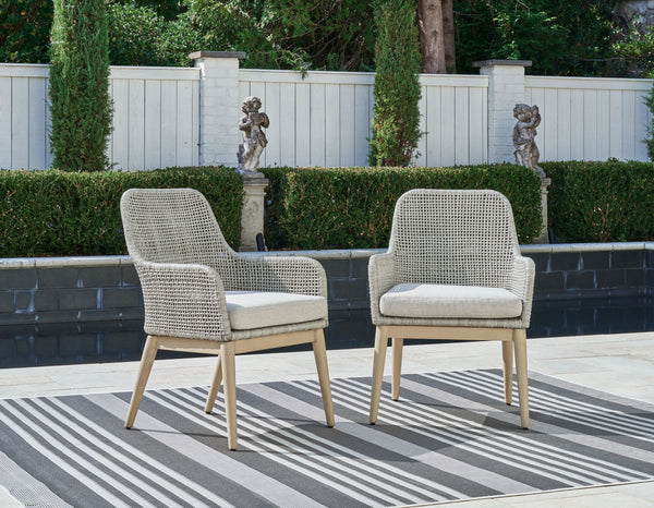  it expertly marries refined design with durability. Breezy summer mornings and cold winter nights are made all the more comfortable with hi