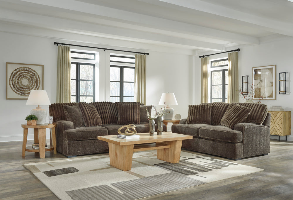 Aylesworth - Choclate - Sofa & Loveseat