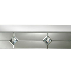 The Hessa mirrored console table demonstrates sophisticated, graceful, elegant style with its unique design. While elegantly reflecting its surroundings, this console table combines glamour with modernism. Light is captured and reflected from all angle of