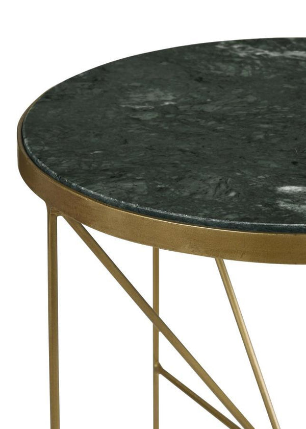  this piece exudes refined gl