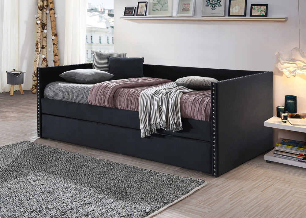 Sadie-Daybed-Black-Velvet<h4><b>Sadie - Daybed Arm - Black</b></h4> <table width="100%"><colgroup><col style="width: 30%"> <col style="width: 70%"> </colgroup> <tbody> <tr> <td>Dimensions</td> <td> 80.51"L x 42.52"D x 29.41"H</td> </tr> <tr> <td>Weight</t
