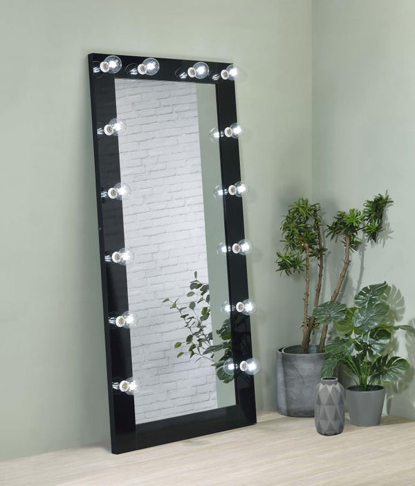  a glam element with plenty of functionality. Set your sights on the Zayan mirror for an extra treat