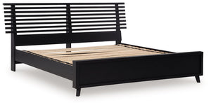  highlighting the slatted styling. And a matte black finish savvily suits different approac