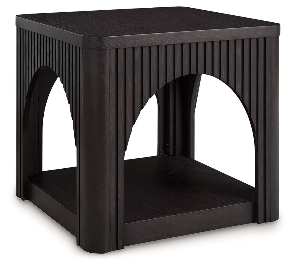 This end table exudes a sense of style and sophistication with its dark French black finish. Architecturally designed with unique arches and lattice details, it adds on-trend elegance to your existing home decor.<br><br><b>Additional Dimensions</b><br><ul