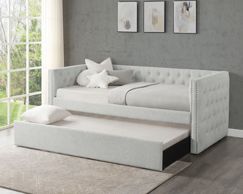 Discover the ultimate fusion of functionality and style with this contemporary daybed. Designed to be an alluring centerpiece in any room, it offers a sophisticated retreat for relaxation or an inviting spot for overnight guests with its convenient pull-o