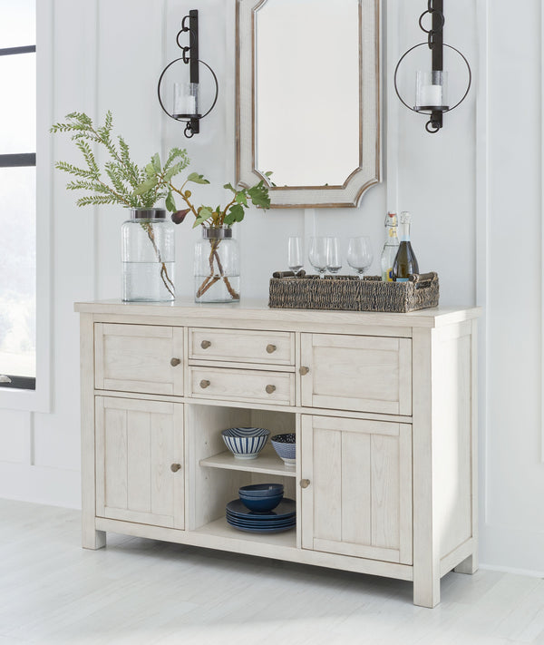  farmhouse-style storage has never been so fashionable. All thatâ€™s missing is you and your family.<br><br><b>Additional Dimensions</b><b
