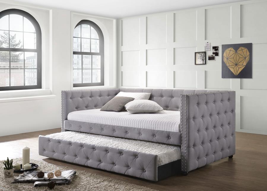 This bed-'s regal appearance belies its convenience and usefulness in hosting those extra house guests. The tufted surface pattern adds visual interest. The metallic-colored polyester finish makes this a design element you can place anywhere throughout th
