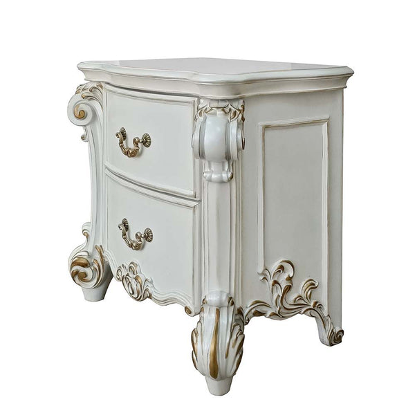 Dream happily-ever-after in a fairy-tale-inspired bed you have aspired to own all your life. This Vendom PU upholstered bed glints stylishly with its crystal-like button tufting and nailhead trim, elegant hand-brushed gold is paired with an antique pearl.