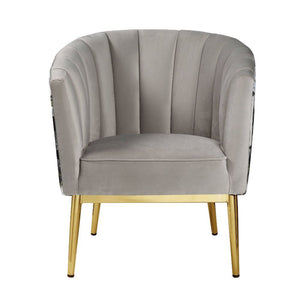A contemporary take with a classic print, this Colla accent chair has the best of both worlds to modernize any room. Featuring a floral crushed velvet fabric on the outer backrest for a pop of color and texture, a perfect contrast to the smooth black velv