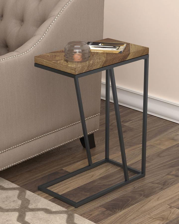  ideal as a side table or chairside table. Featuring a wood-look top crafted from engineered wood with a scratch-resistant laminate veneer
