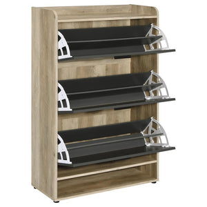  offers three tiers of shelvi