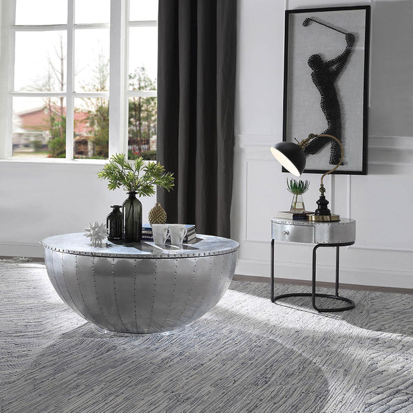  this unusual coffee table is sure to impress.<br/><