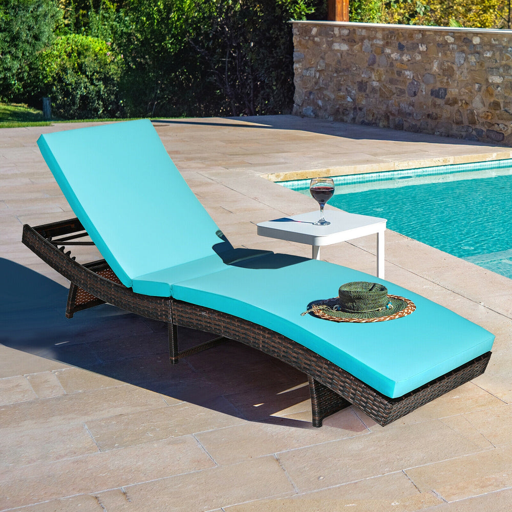 Equipped with thick cushion---D17 sponge filling and non-woven fabric cover <br>Use hoop and loop fastener to attach the cushion to the chair <br>The cushion cover is detachable and washable. <br>The backrest has 5 adjusting levels  height options from 16