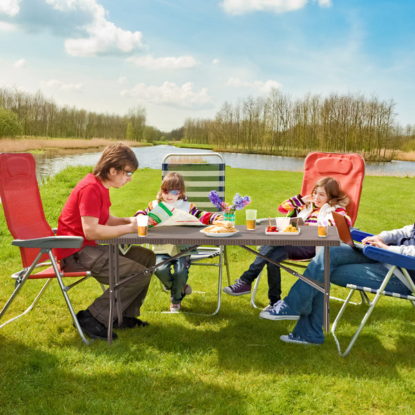 Portable and foldable design allows for easy storage and transportation<br>Convenient built-in handle ensures effortless mobility wherever you go<br>Crafted with a selected HDPE tabletop known for its durability<br>The mimic rattan grain surface is wear-r