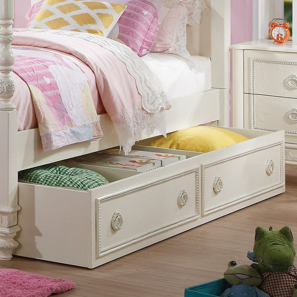 KD, Trundle (Twin Bed) Roll-Out (Caster Wheels) May be used on either side of the bed Wood Frame, 3 Slats, Bottom Panel: Wide Boards: Faux Drawer Front Panel Hardware: 2 Ring Handles