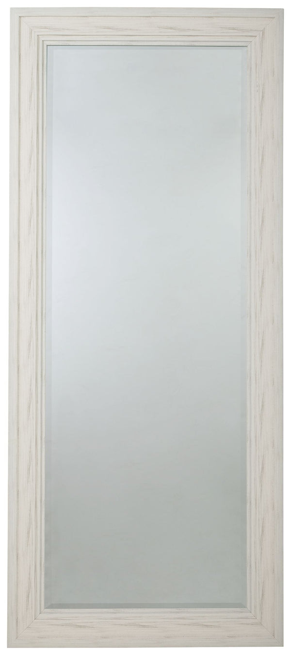  making this mirror a must-hav
