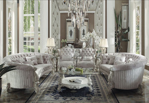 Creating an elegant and traditional design in living room, the Versailles sofa set is your ideal choice. Seating in a crescent environment and feeling like royalty, you can be more convenient to enjoy the family time or play with your friends. Additionall