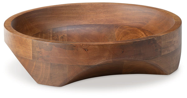 Wow with the beauty of wood. This bowl brings natural appeal to your countertop or cabinets. Make it a chic spot to store produce, or use it to serve sides during dinner. It also makes a stunning catch-all spot in your entryway for keys, wallets and every