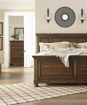  new take on traditional style. This king panel bed meets todayâ€™s design tastes with beauty and grace. Tobacco brown finish allows the natural grain of the Acacia veneers to show through in an organic way. Profiled crown moulding adds depth to t