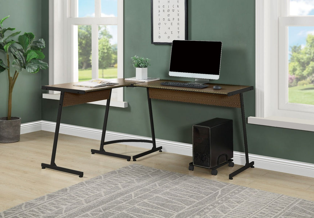 Corner Computer Desk Orientation: -"L-" Shape Rectangular Table Top<br/><br/><b>Product Features</b><ul><li>Corner Computer Desk</li><li>Orientation: -"L-" Shape</li><li>Rectangular Table Top</li><li>Computer Holder Included(w/4 Wheels)</li><li>Case: 1Pc/