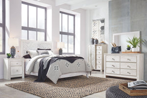 Paxberry - Whitewash - Queen Panel Bed