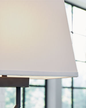  it simultaneously keeps you connected digitally with a sleek US