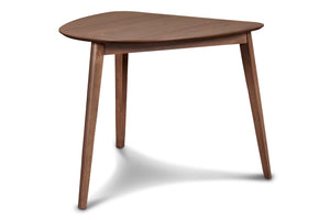The Oscar Mid-Century Modern Small Dining Table is a stylish and practical solution for compact spaces. Crafted from a combination of solid Rubberwood and Walnut veneers, this corner dining table is built to last, ensuring durability and longevity. The ta