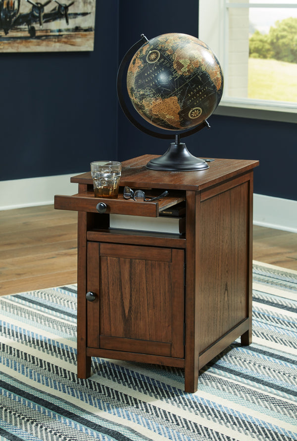 Treytown - Brown - Chair Side End Table