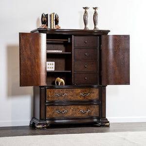 Aquilina Chest