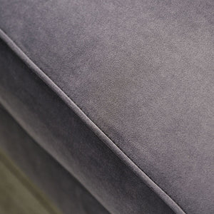 Antoinette Loveseat