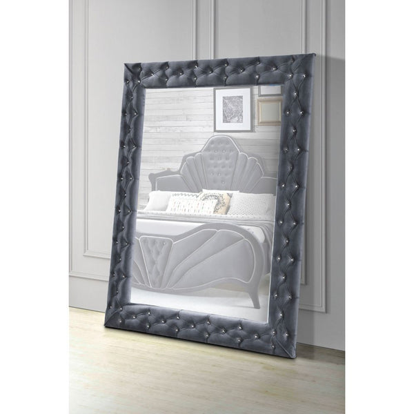 Mirror NOT beveled () Padded Trim: Velvet w/Crystal-like Button Tufted Shape: Rectangular Orientation: Landscape (Horizontal)<br/><br/><b>Product Features</b><ul><li>Floor Mirror</li><li>Orientation: Portrait/Landscape</li><li>Shape: Rectangular</li><li>P