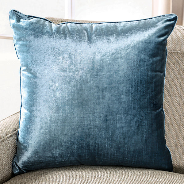 Catarina Loveseat