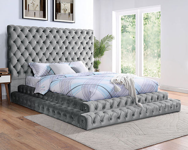 Stefania E.King Bed