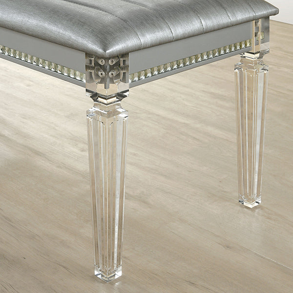 Maddie Bench