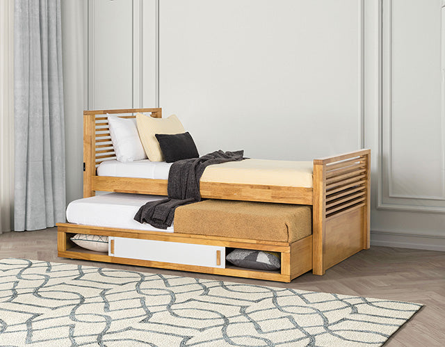 Dayville Captain Full Bed