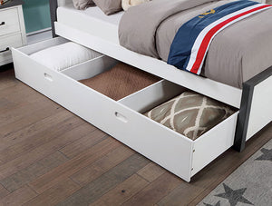 Priam Full Bed
