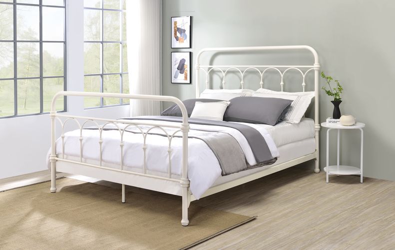 In a lovely vintage design, the Citron bed helps you create a French villa getaway in your bedroom. This classic metal bed frame offers versatility and stability. The curved headboard and footboard are accented with softly curved pipework to create a deli