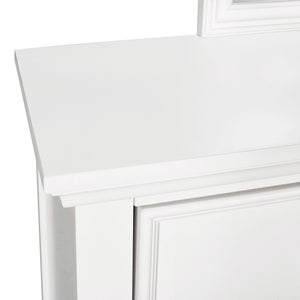  this mirror ensures strength and long-lasting durability. Its versatile transiti