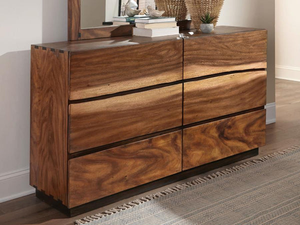  creative touch to a master bedroom. With eye-catching wood patterns and natural accents